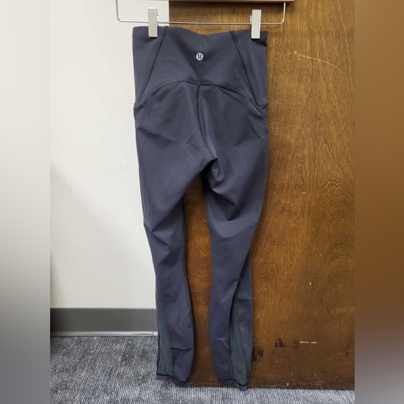 Grey Lululemon Leggings Size 2 - Picture 2 of 4